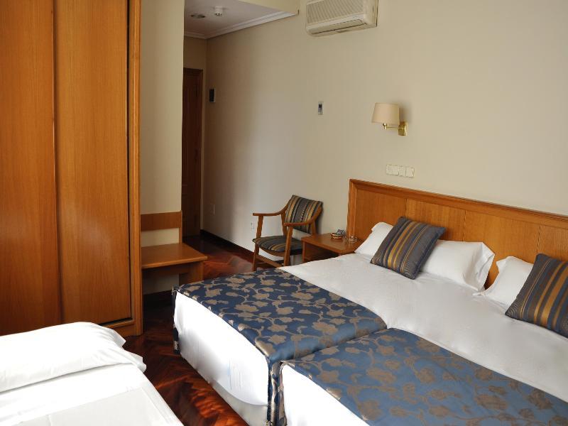 Hotel Crunia I 拉科鲁尼亚 外观 照片